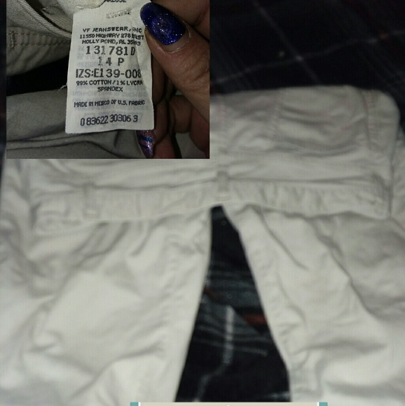 Clothes - Picture 6 of 8